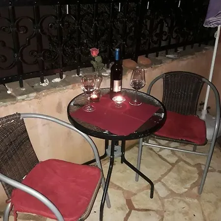 In Center With Free Parking 2 * Rovinj